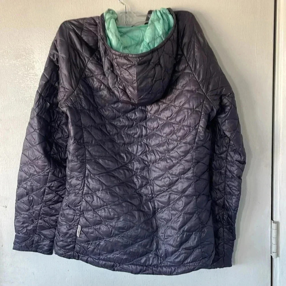 The North face Thermaball light quilted jacket - Picture 4 of 9